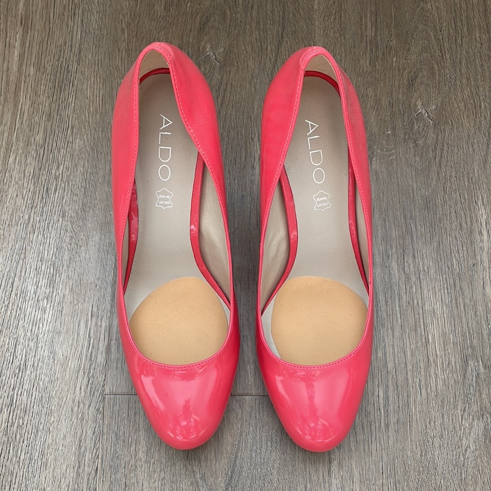 ALDO • heels - Picture 2 of 4